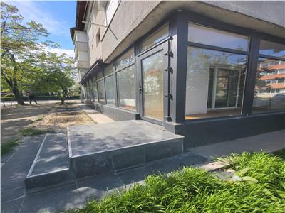 Spatiu Comercial Piata Moldovei 95 mp, Vitrina 20m