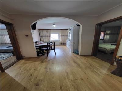 Apartament 2 Camere Decomandat